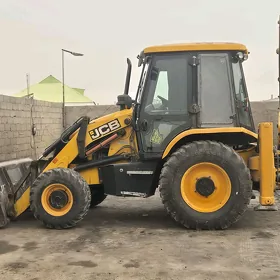 JCB 3CX Pothole Master 2013