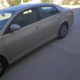 Toyota Avalon 2011