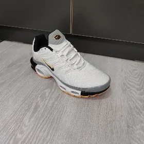 krasowka Nike Tn