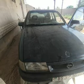 Opel Vectra 1988