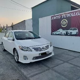 Toyota Corolla 2011