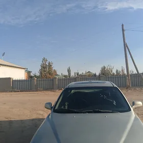 Daewoo Leganza 1998