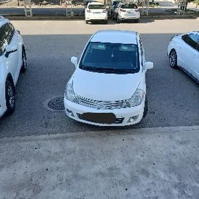 Nissan Versa 2010