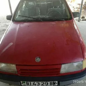 Opel Vectra 1989