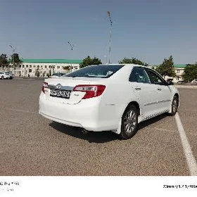 Toyota Camry 2013