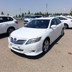 Toyota Camry 2011