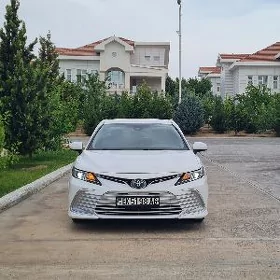 Toyota Camry 2023
