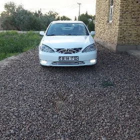 Toyota Camry 2004