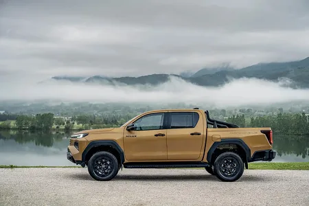 Toyota представила в Европе новое поколение Hilux