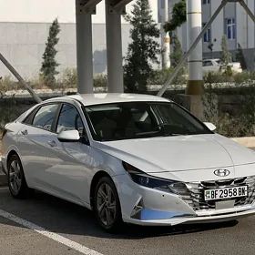 Hyundai Elantra 2021