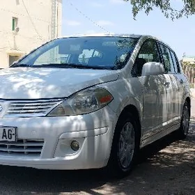 Nissan Versa 2009