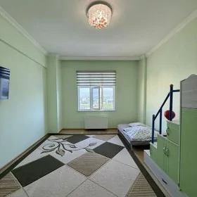 pol üçin mebel listler bar