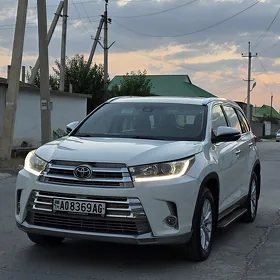 Toyota Highlander 2018