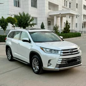 Toyota Highlander 2018