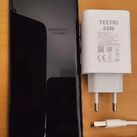 Tecno Camon 40 Pro