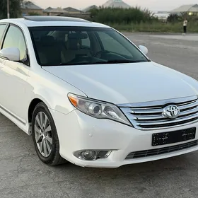 Toyota Avalon 2010