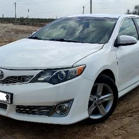 Toyota Camry 2013
