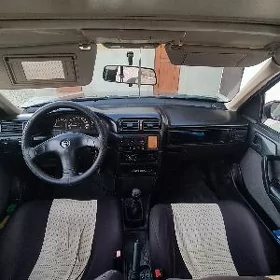Opel Vectra 1992