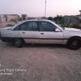 Opel Omega 1990