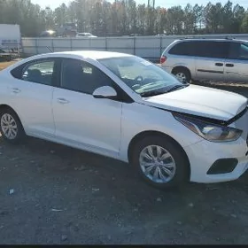 Hyundai Accent 2022