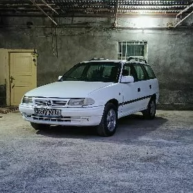 Opel Astra 1995