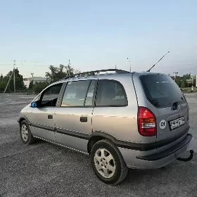 Opel Zafira 1999