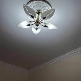 Сатлик люстра