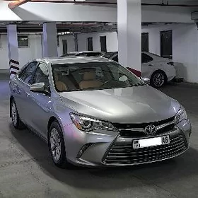 Toyota Camry 2016