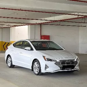 Hyundai Elantra 2020
