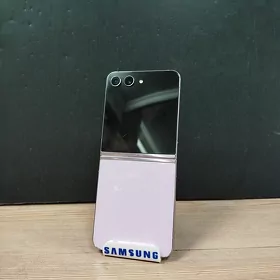 Z Flip5