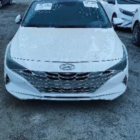 Hyundai Elantra 2021