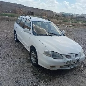 Hyundai Elantra 1999