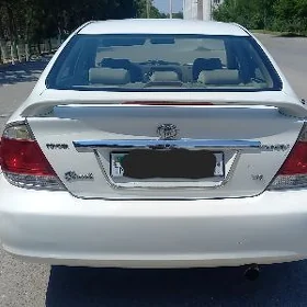 Toyota Camry 2004