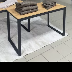 Стол