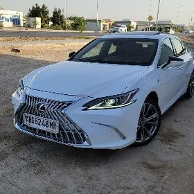 Lexus ES 350 2022