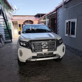 Nissan Navara 2026