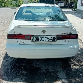 Toyota Camry 1999