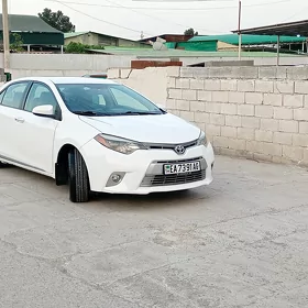 Toyota Corolla 2015