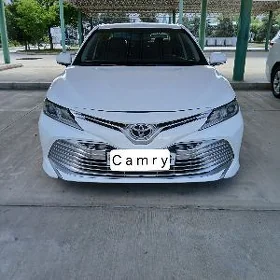 Toyota Camry 2018