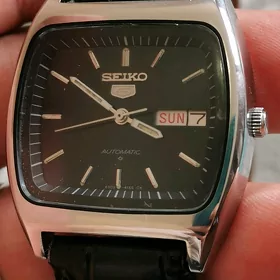 Sagat Часы Seiko.