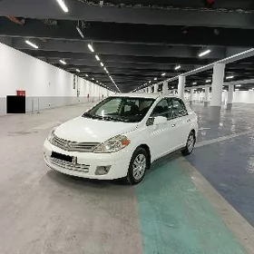 Nissan Versa 2010