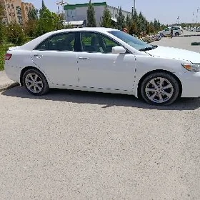 Toyota Camry 2010