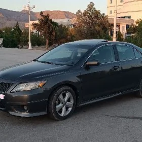 Toyota Camry 2011