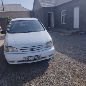 Toyota Sienna 2001