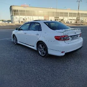 Toyota Corolla 2013