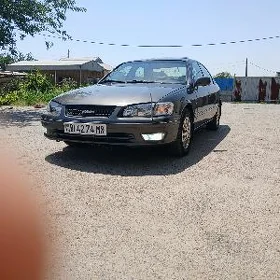 Toyota Camry 2000