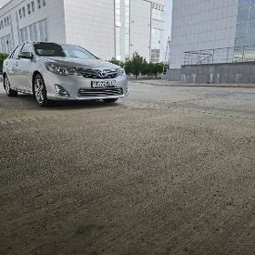 Toyota Camry 2013