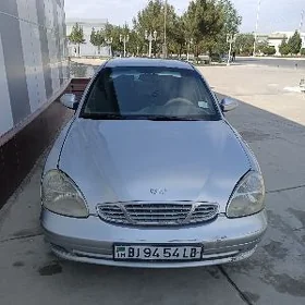 Daewoo Nubira 2001