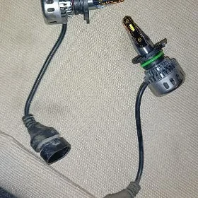 led çyra