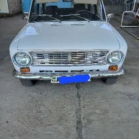 Lada 2104 1982
